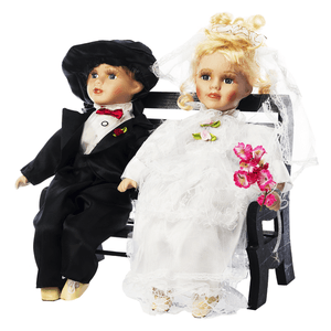 Куклы Жених и Невеста на скамейке 30 см фарфор