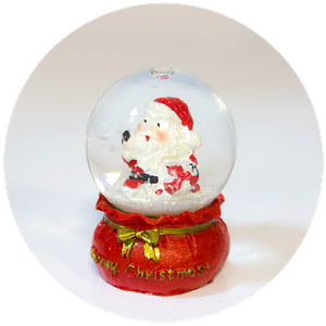 Новогодний снежный шар 6,5 см `Санта со снежком`