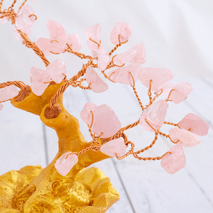 Дерево денежное Кварц розовый 15 см в золотом мешке натуральный камень
