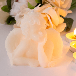 Свеча интерьерная Ангел 9х8 см цвет ваниль