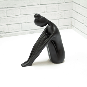Фигура Лея 13х16 см черная полуматовая