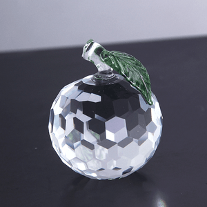 Фигурка хрустальная Яблоко 6 см прозрачное с зеленым