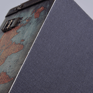 Шкатулка Кейс 20х12х14 см карта мира цветная