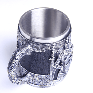 Кружка Два Рыцаря 430 мл черная черненое серебро