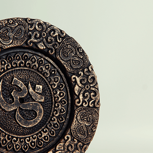 Подставка для благовоний Ом 10 см бронза