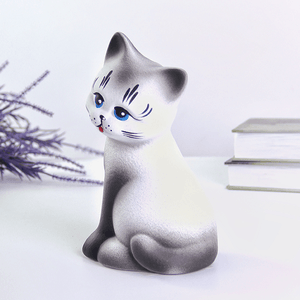 Копилка Котенок 18 см белый с серым матовый
