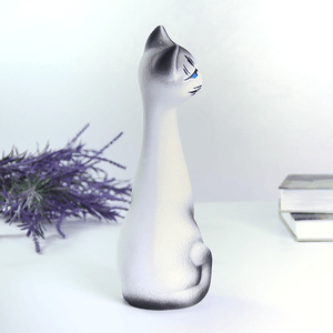 Кот Кит 25 см белый с серым матовый