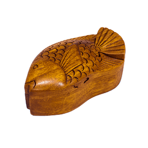 Шкатулка с секретом Рыбка 13х5 см резьба тонированный суар