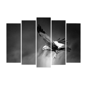 Пятимодуль Орел в полете в черно-белых тонах 125х80 см