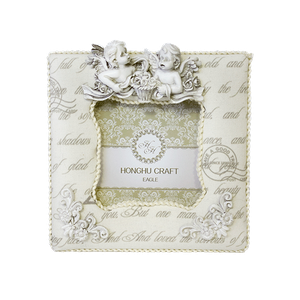 Фоторамка настольная 16х16(10х10) см Два ангела слоновая кость