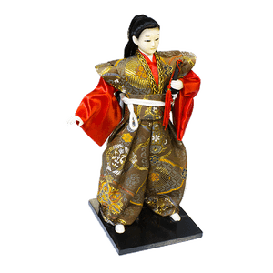 Самурай 30 см коричнево-красное кимоно
