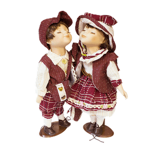 Куклы пара Поцелуй 32 см бордово-белый костюм
