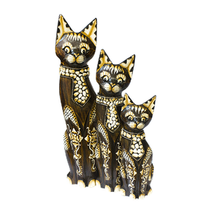 Кошки с галстуком Семья 50,40,30 см Два цветка роспись инкрустация камешками коричневые