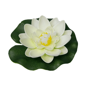 Лотос флористический 9х10см бело-зелёный