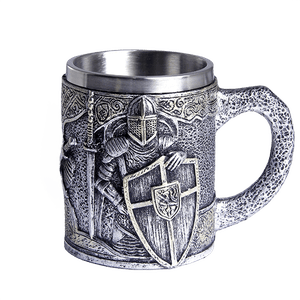 Кружка Два Рыцаря 430 мл черненое серебро с золотом