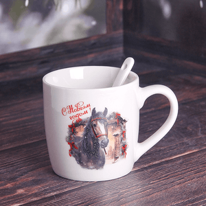 Кружка с ложкой Символ года 2026 Лошадь 200 мл снежная