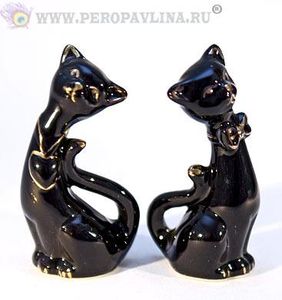 Кошки парочка 8*7,5*3см черн фарфор/240нб