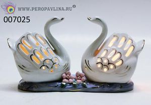 Подсвечник 2Лебедя 21*12см цв фарфор/36шт